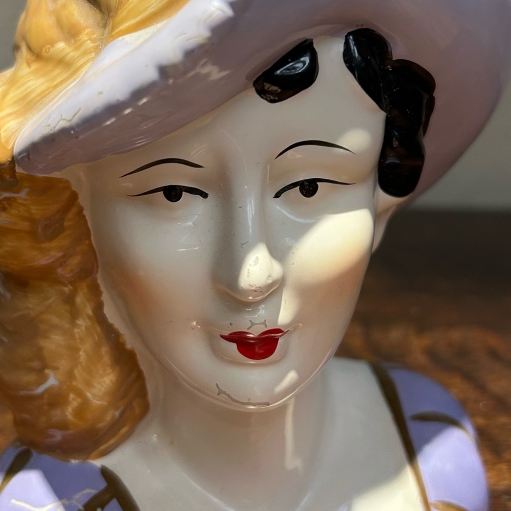 4 Vintage Antique Lady Porcelain Figurine Busts - Picture 8 of 9